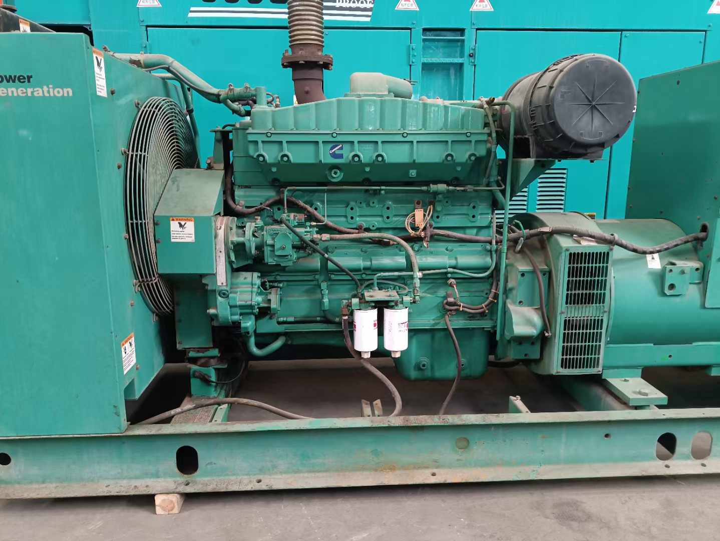阿拉尔过载会对 600kW 柴油发电机组造成哪些损害？